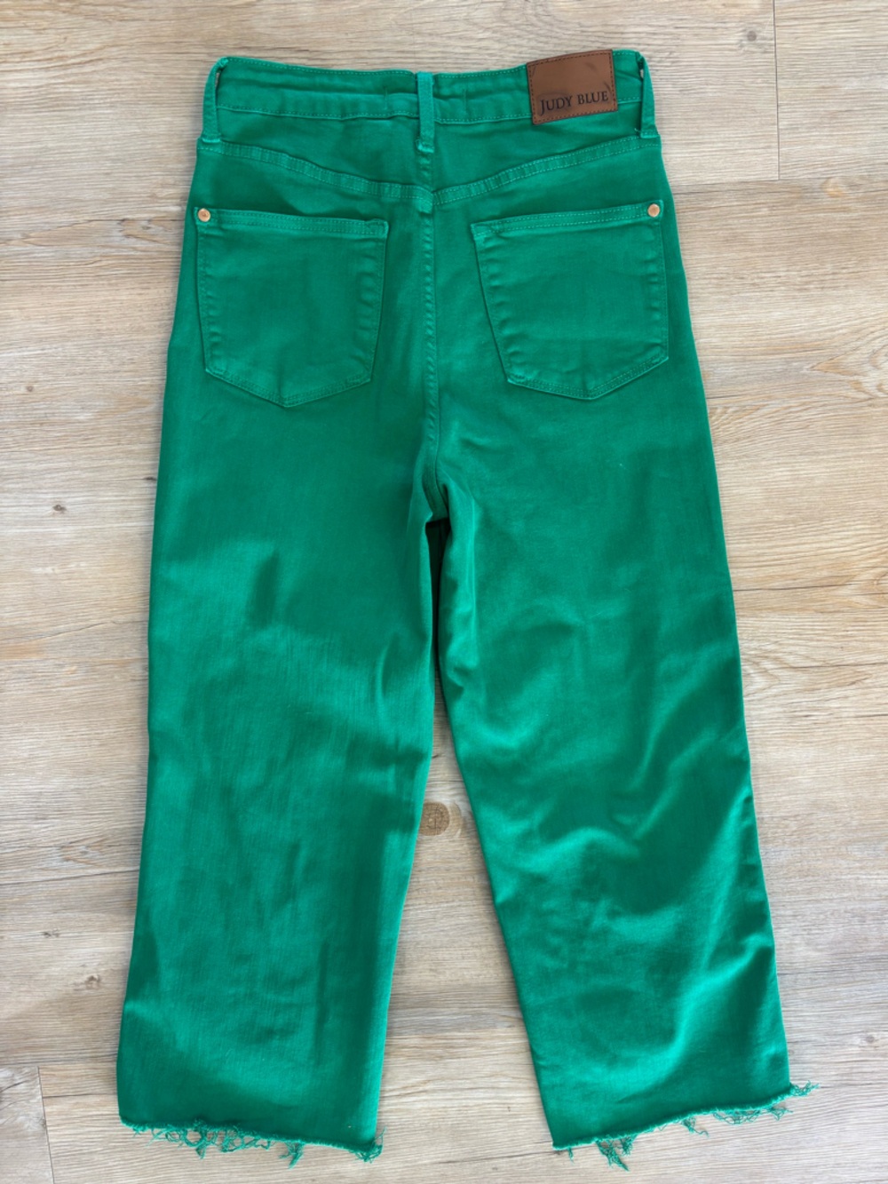 Judy Blue Emerald Green Cropped Straight Jeans - Picture 2 of 3
